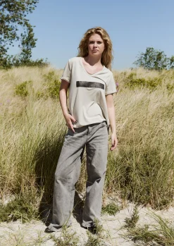 V-NECK TEE ERASE